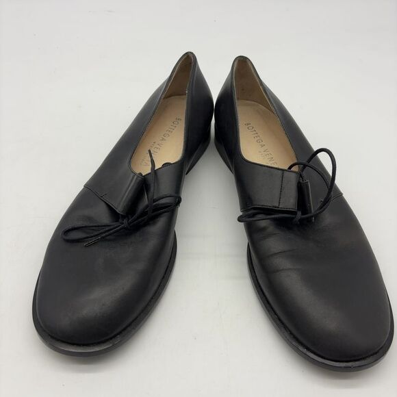 Bottega Veneta Shoes - Bottega Veneta Made in Italy Loafers in Black